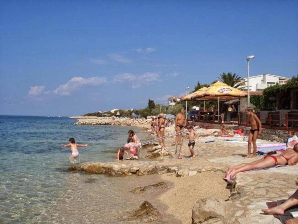 Apartments Besedic Мандре Экстерьер фото