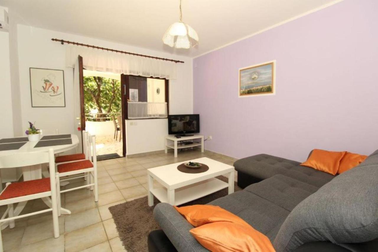 Apartments Besedic Мандре Экстерьер фото